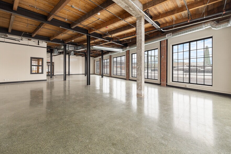 220-222 Teall Ave, Syracuse, NY à louer - Photo de l’immeuble – Image 2 sur 13