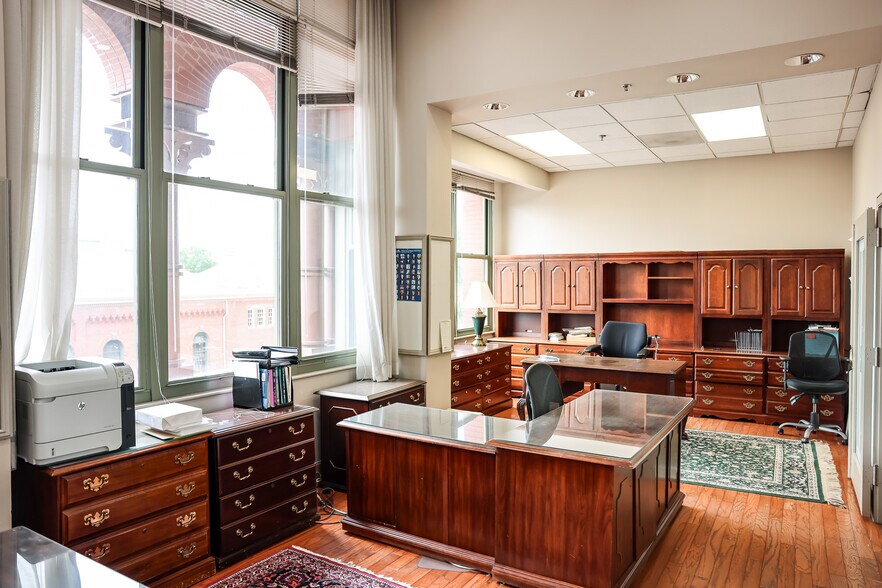 228 7th St SE, Washington, DC à vendre - Photo intérieure – Image 2 sur 7