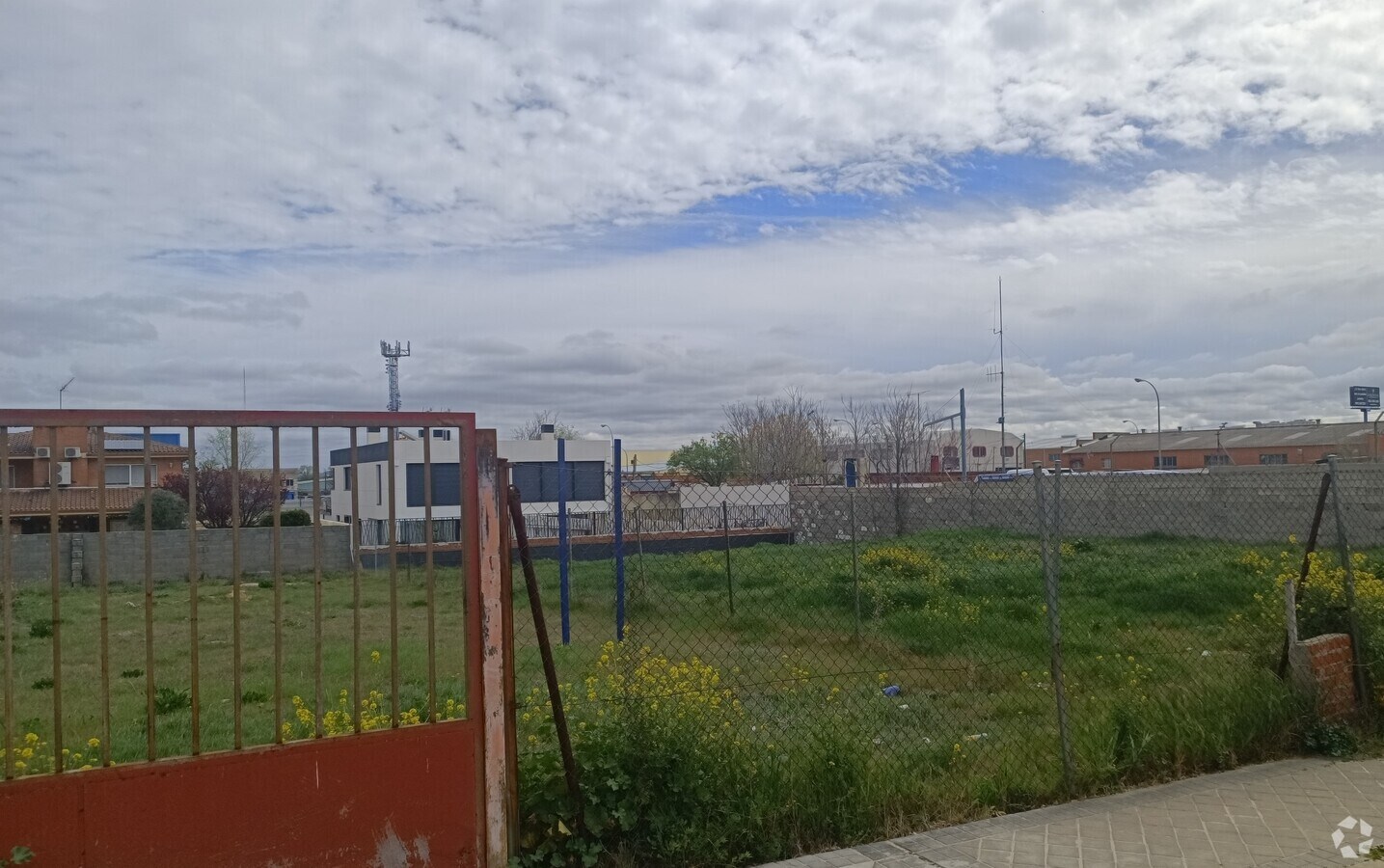 View Photo