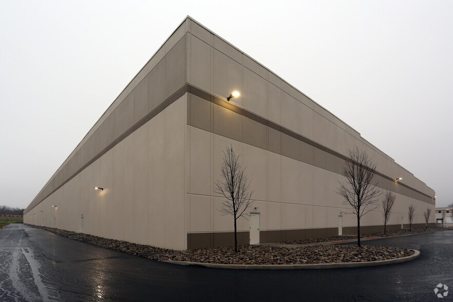 3895 Eastgate Blvd, Easton, PA à louer - Photo de l’immeuble – Image 3 sur 5