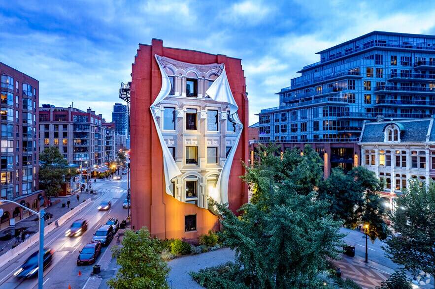 49 Wellington St E, Toronto, ON à louer - Photo principale – Image 1 sur 3