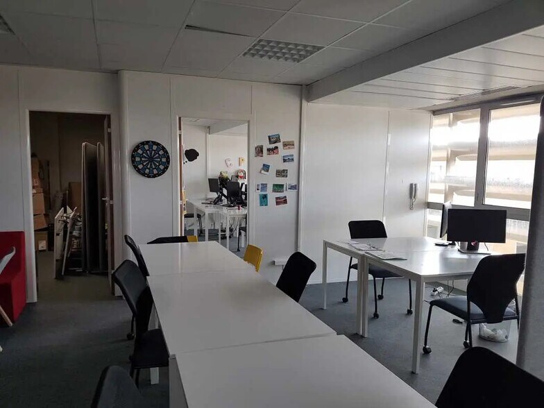 Bureau dans Bordeaux à louer - Photo intérieure – Image 2 sur 7