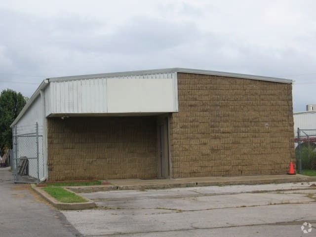 1831 N 105th Ave, Tulsa, OK à louer - Photo de l’immeuble – Image 3 sur 45