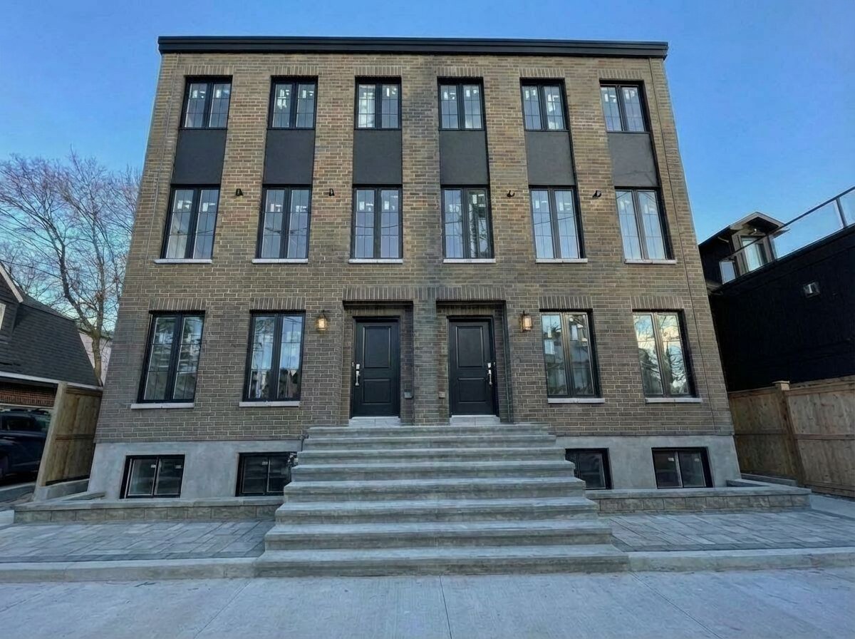 9 Gwynne Av, Ottawa, ON à vendre Photo de l’immeuble– Image 1 sur 15