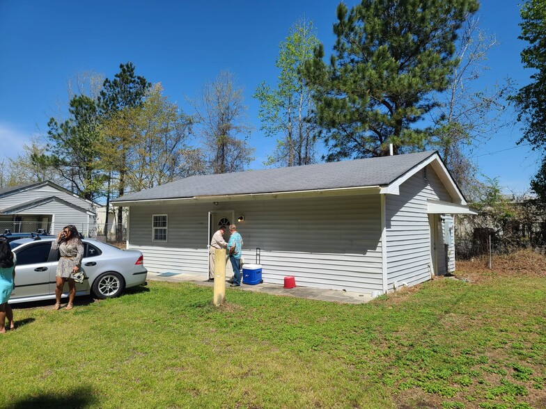 117 S US HWY, Dudley, NC à vendre - Photo de l’immeuble – Image 2 sur 11