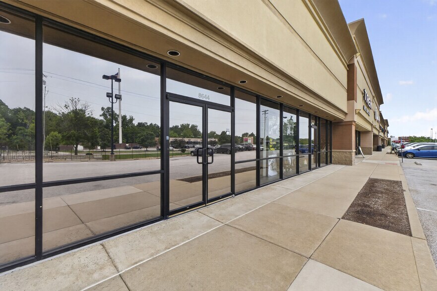 8610-8648 Mexico Rd, O'Fallon, MO à louer - Photo de l’immeuble – Image 2 sur 9