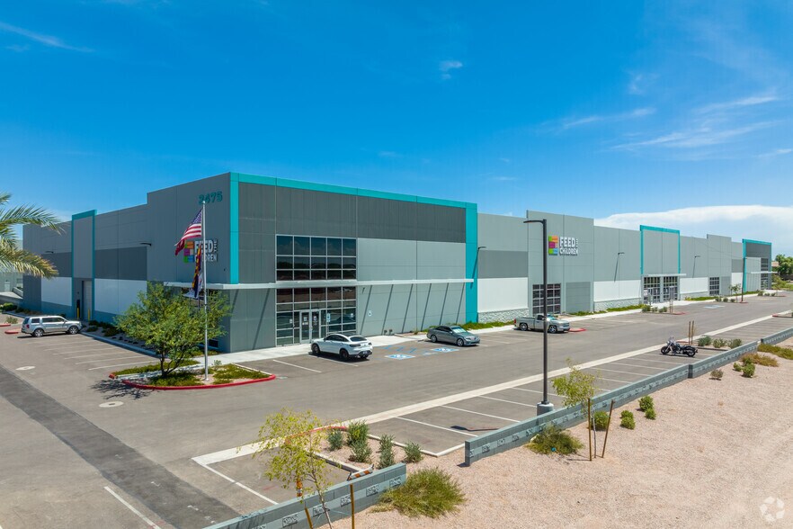 3475 S McQueen Rd, Chandler, AZ à louer - Photo de l’immeuble – Image 3 sur 12