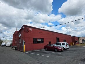 239 Commercial Ave, Palisades Park, NJ à louer Photo intérieure– Image 2 sur 10