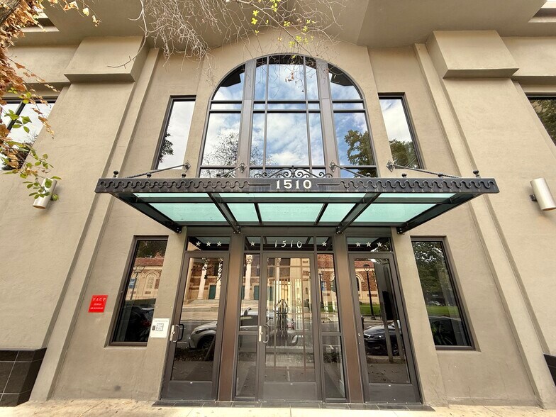 1510 J St, Sacramento, CA à louer - Photo de l’immeuble – Image 1 sur 18