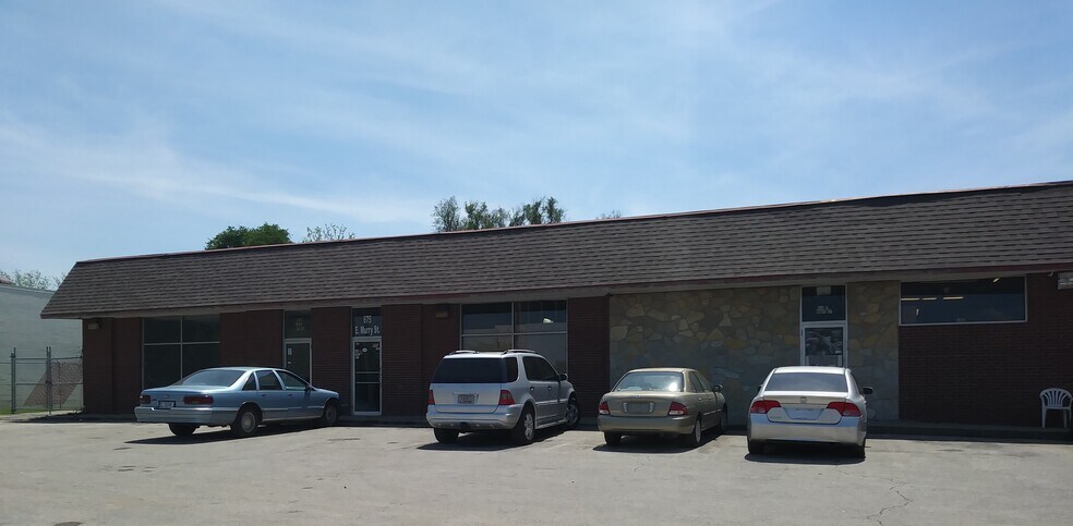 685 E Murry St, Indianapolis, IN à vendre - Photo de l’immeuble – Image 3 sur 5