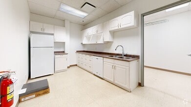 13351 Commerce Pky, Richmond, BC à louer Numérisation 3D Matterport– Image 1 sur 8