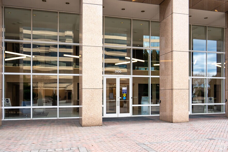 3100 Cumberland Blvd SE, Atlanta, GA à louer - Photo de l’immeuble – Image 3 sur 11