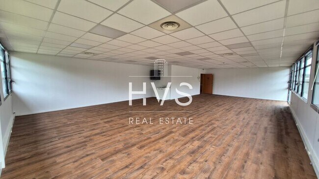 Plus de détails pour 860 Rue René Descartes, Aix-en-Provence - Bureau à louer
