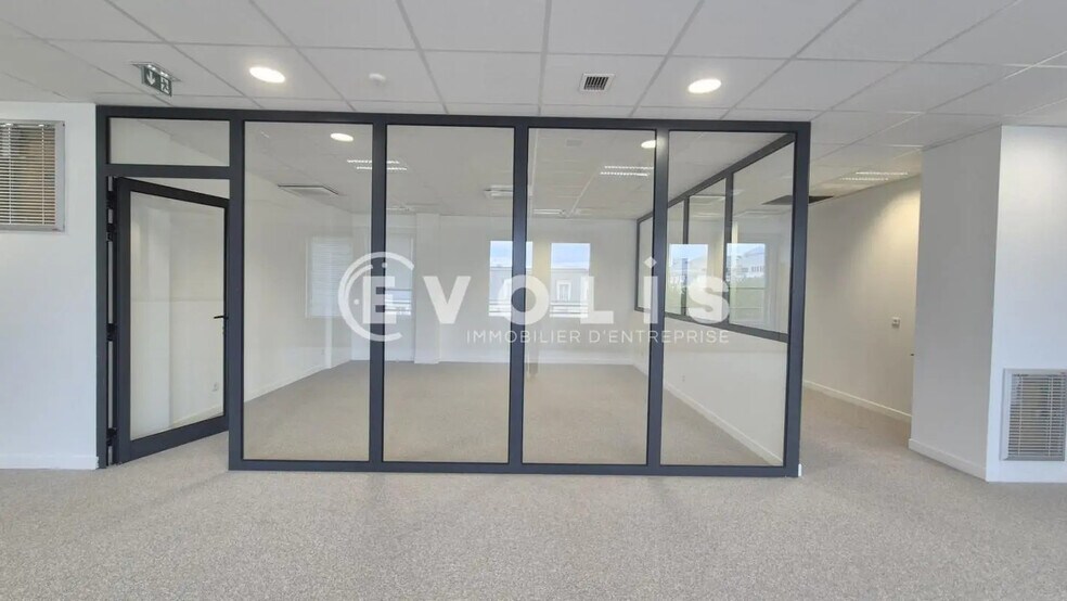 5 Rue De La Galmy, Chessy à louer - Photo intérieure – Image 2 sur 6