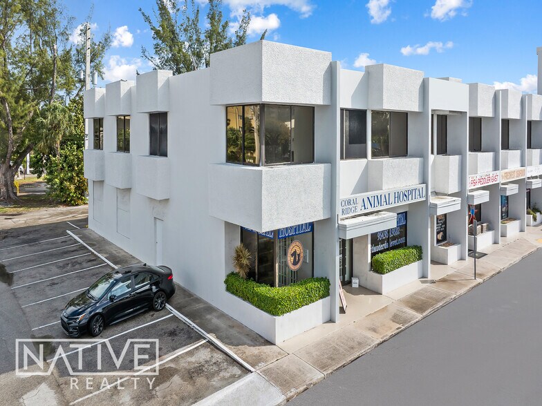 2801-2809 E Commercial Blvd, Fort Lauderdale, FL à louer - Photo de l’immeuble – Image 2 sur 24