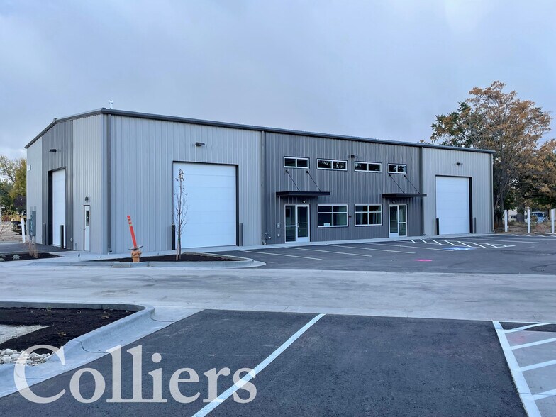 1537 N Debra Dr, Nampa, ID à louer - Photo de l’immeuble – Image 1 sur 8