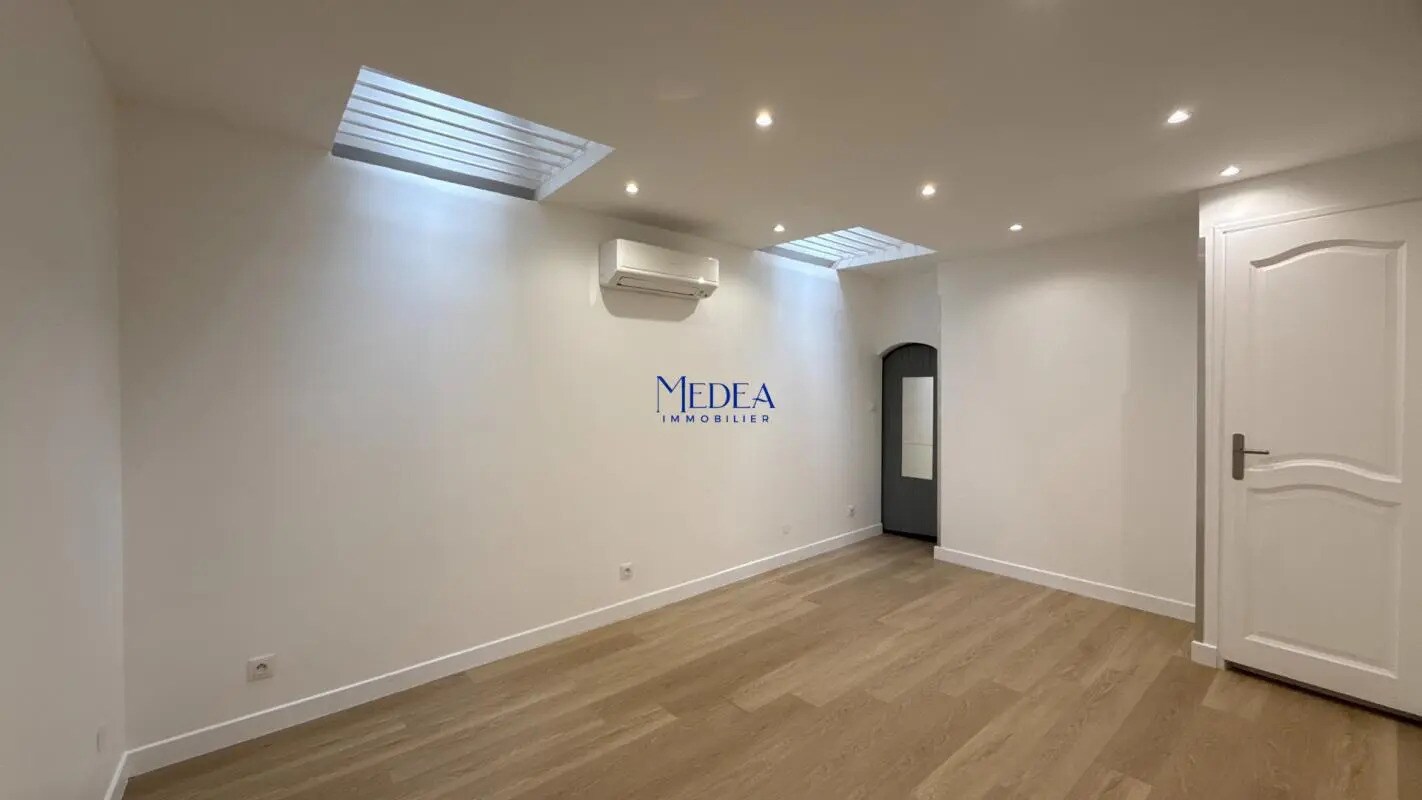 Bureau dans Marseille à louer Photo intérieure– Image 1 sur 6