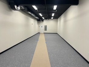 972-978 Morris Park Ave, Bronx, NY à louer Photo intérieure– Image 2 sur 2