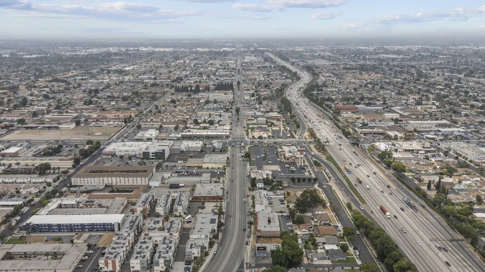 9908 Artesia Blvd, Bellflower, CA à vendre - Photo de l’immeuble – Image 3 sur 34