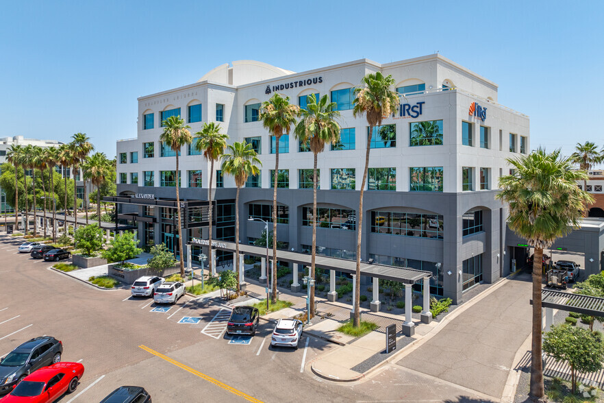 25 S Arizona Pl, Chandler, AZ à louer - Photo de l’immeuble – Image 1 sur 29