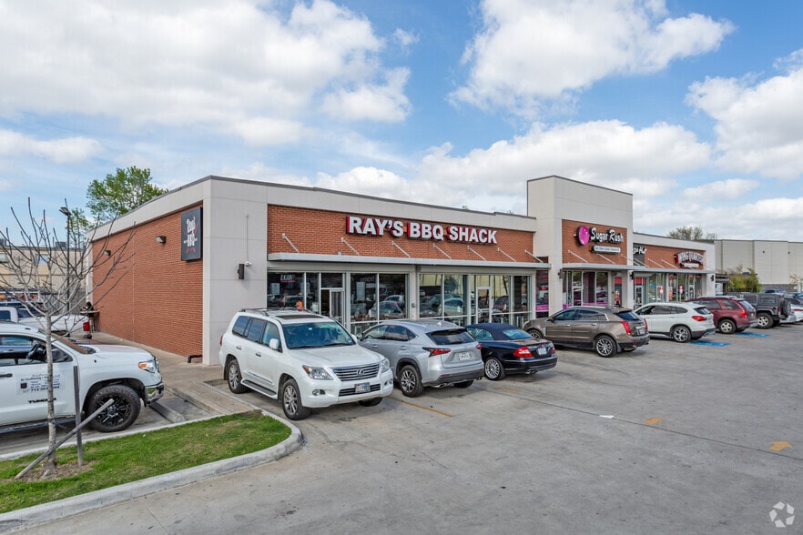 Old Spanish Trl & Scottcrest Dr, Houston, TX à louer - Photo principale – Image 1 sur 4