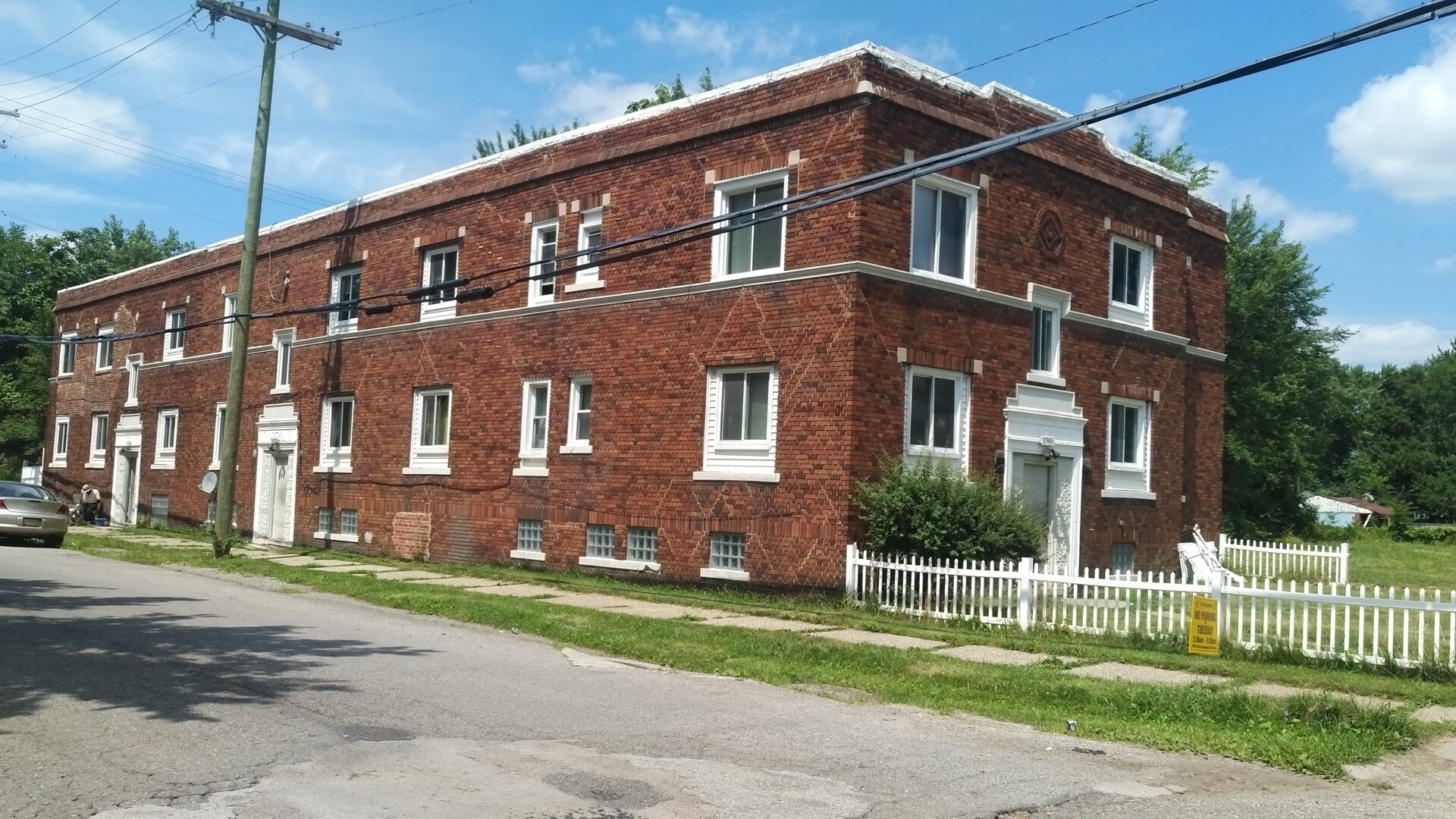 11705 Elmdale St, Detroit, MI à vendre Photo principale– Image 1 sur 3