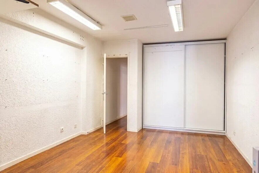 Local commercial dans Nice à vendre - Photo de l’immeuble – Image 3 sur 4
