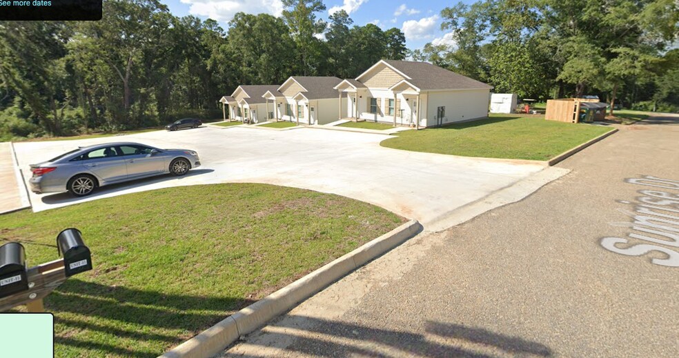 122 Lisa Ct, Dothan, AL à vendre - Photo de l’immeuble – Image 3 sur 13
