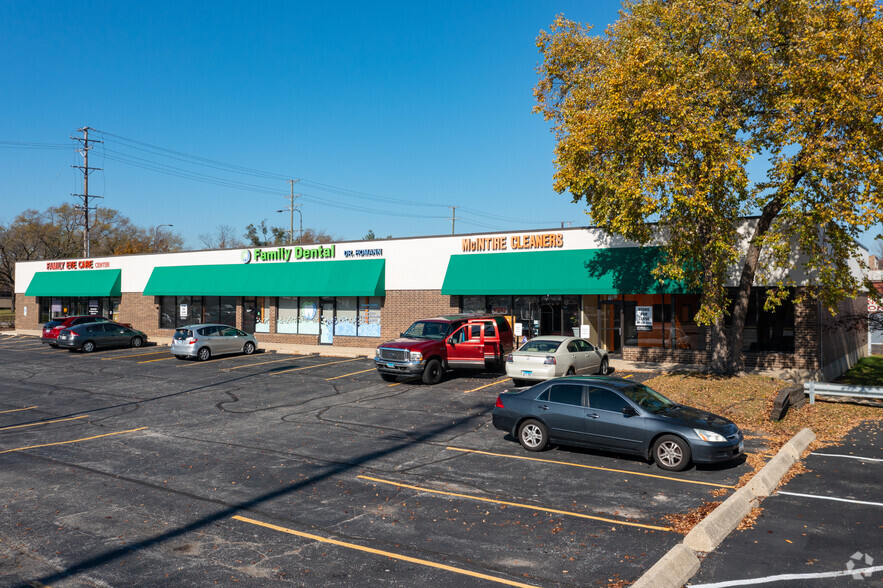 2-12 E Devon Ave, Elk Grove Village, IL à louer - Photo de l’immeuble – Image 2 sur 5