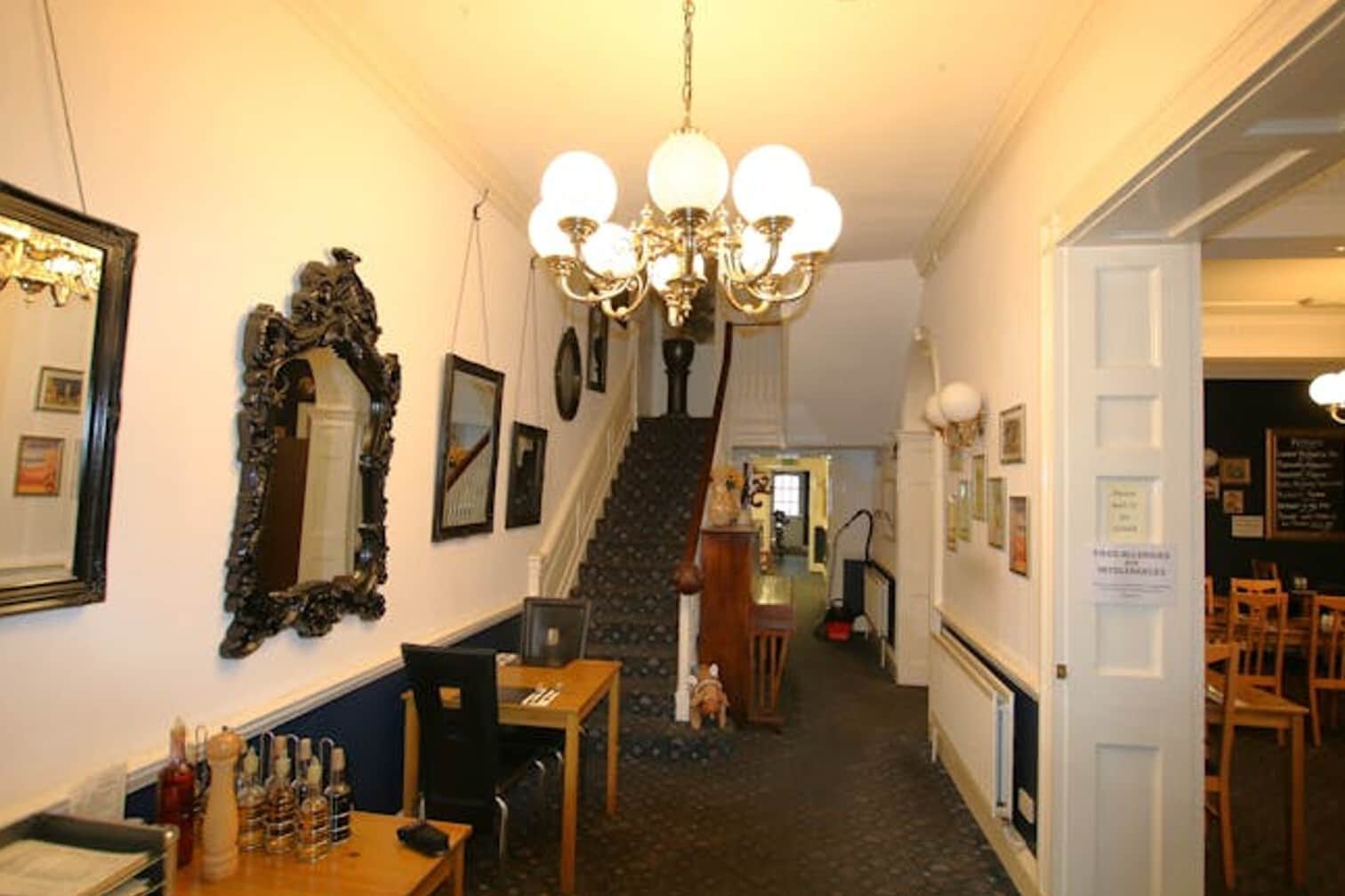 87 High St, Poole à louer Photo intérieure– Image 1 sur 3