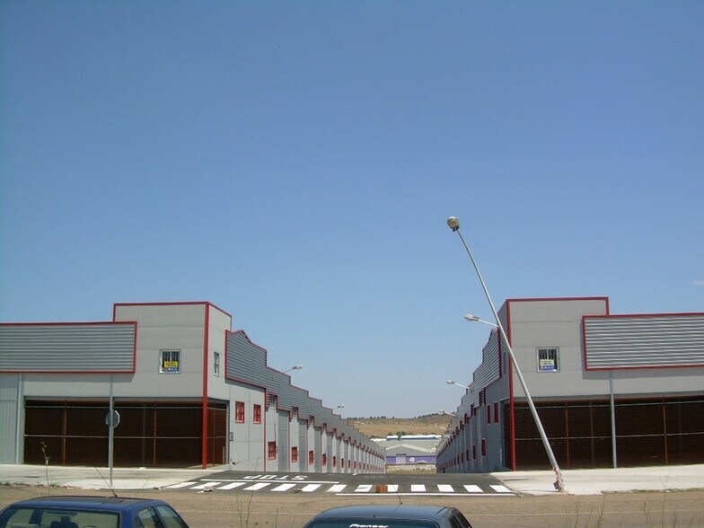 Industriel/Logistique dans Mérida, Badajoz à vendre - Photo de l’immeuble – Image 3 sur 7