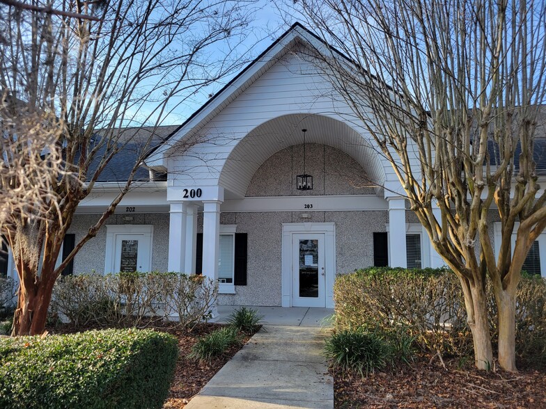 29 Plantation Park Dr, Bluffton, SC à louer - Photo de l’immeuble – Image 3 sur 10