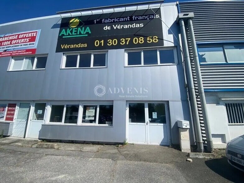 Local d’activités dans SAINT-OUEN-L'AUMONE à louer - Photo de l’immeuble – Image 2 sur 6
