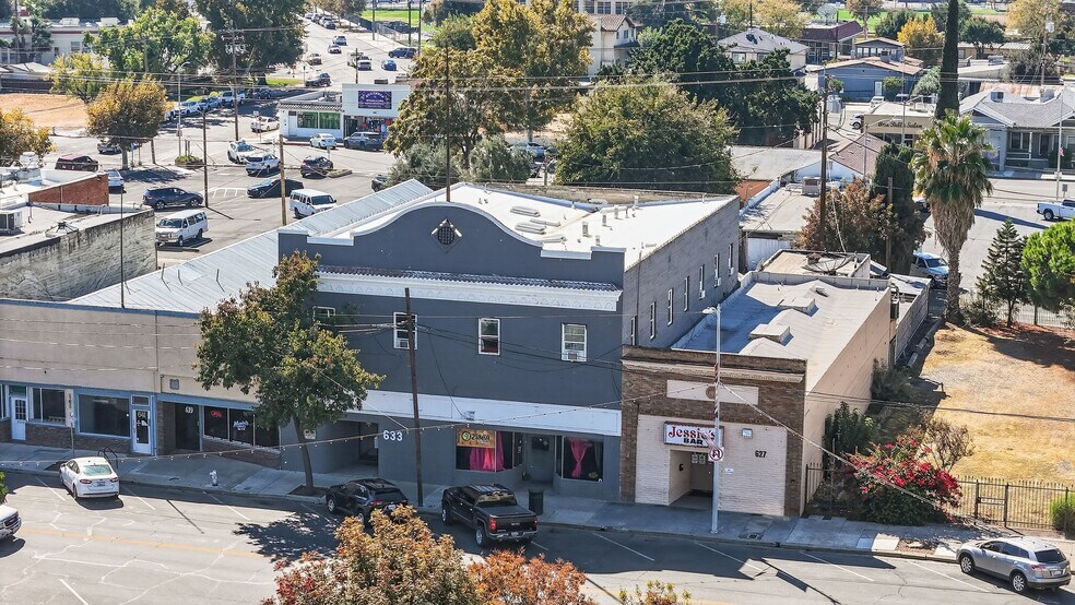 631-637 I St, Los Banos, CA à vendre - Photo de l’immeuble – Image 2 sur 22