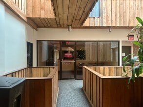 205-207 E Main St, Johnson City, TN à louer Photo intérieure– Image 1 sur 11