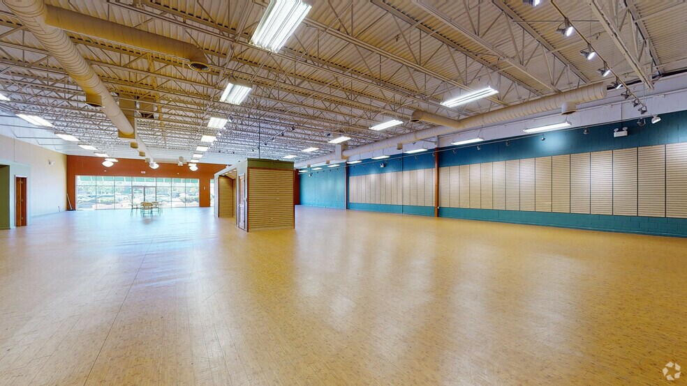 4600 Shelbyville Rd, Louisville, KY à louer - Numérisation 3D Matterport – Image 3 sur 15