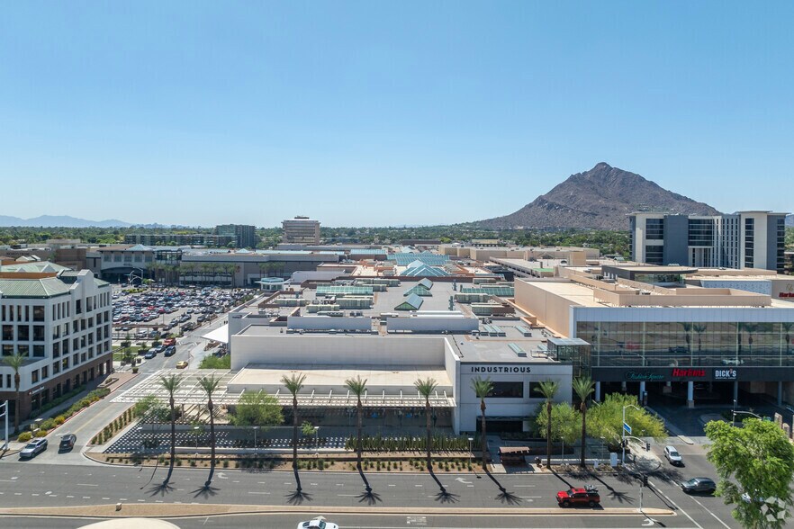 7014 E Camelback Rd, Scottsdale, AZ à louer - Aérien – Image 2 sur 5
