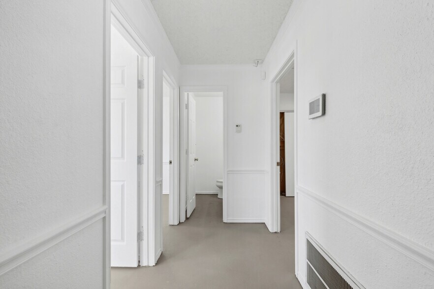 113 Coad St, Fort Worth, TX à louer - Photo intérieure – Image 3 sur 18