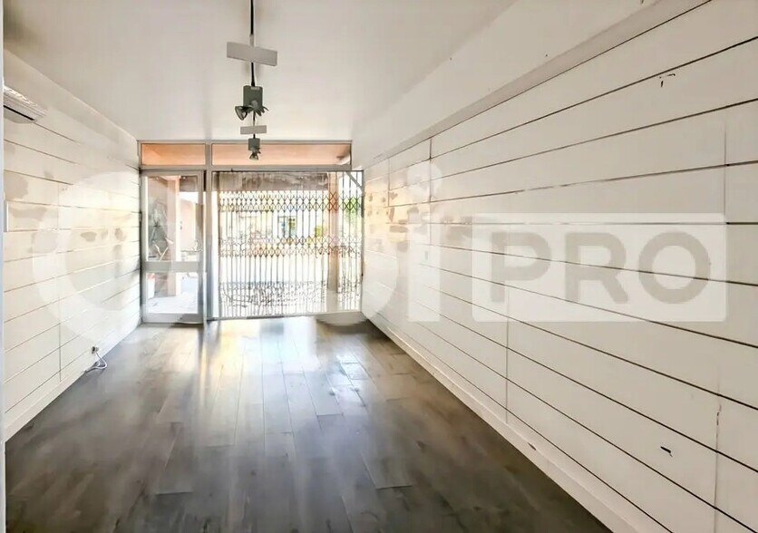 Local commercial dans Gruissan à vendre - Photo de l’immeuble – Image 2 sur 4