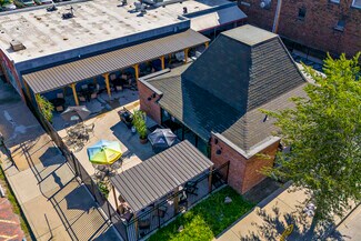 Plus de détails pour 101 W Monroe St, Carbondale, IL - Local commercial à vendre