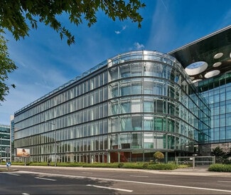 Plus de détails pour 167-169 Quai De La Bataille De Stalingrad, Issy-les-Moulineaux - Bureau à louer