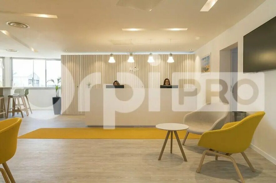 Bureau dans Mérignac à louer - Hall d’entrée – Image 3 sur 5