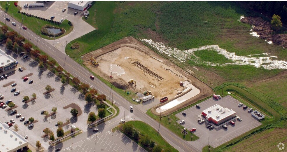 2606 Green Rd, Madison, OH à vendre - Photo de l’immeuble – Image 3 sur 5