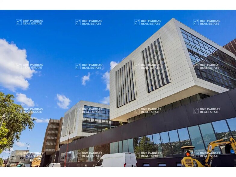 Bureau dans Nice à louer - Photo de l’immeuble – Image 2 sur 18