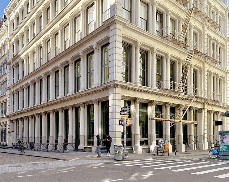 75-85 Grand St, New York, NY à louer - Photo de l’immeuble – Image 1 sur 3