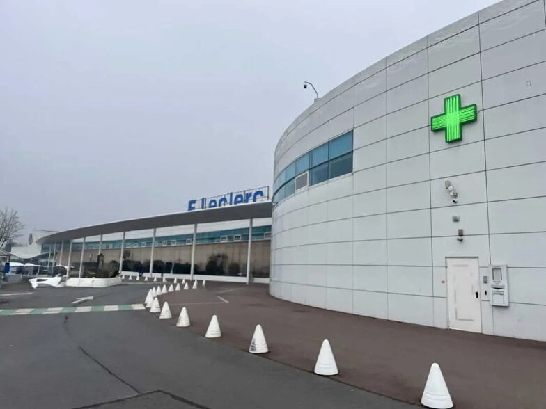 Local commercial dans Chambly à louer - Photo de l’immeuble – Image 3 sur 3