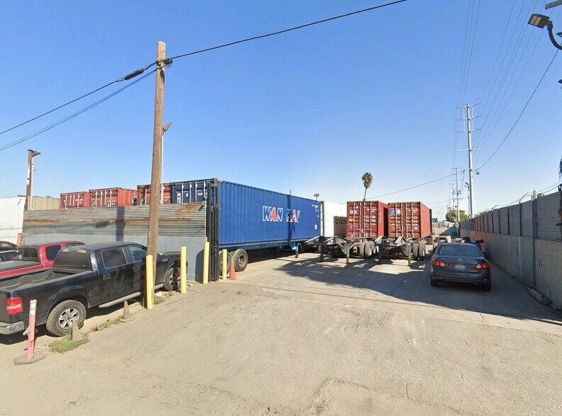 906 Schley Ave, Wilmington, CA à louer - Photo de l’immeuble – Image 2 sur 4