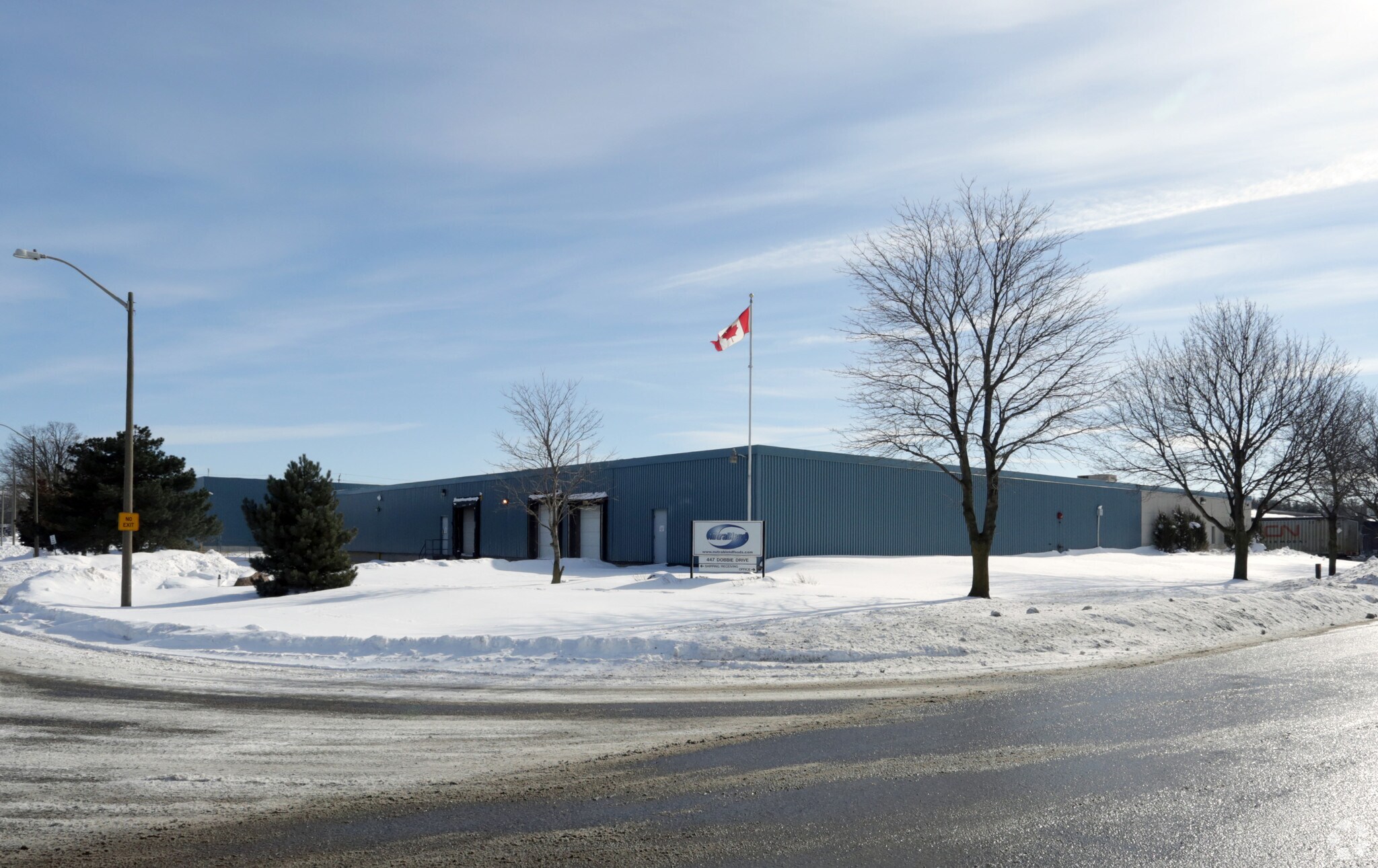 447 Dobbie Dr, Cambridge, ON à louer Photo principale– Image 1 sur 6