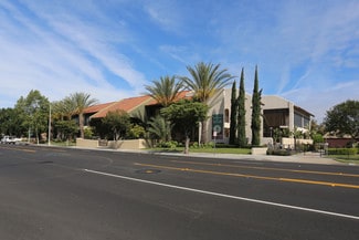 Plus de détails pour 801 E Chapman Ave, Fullerton, CA - Bureau à louer