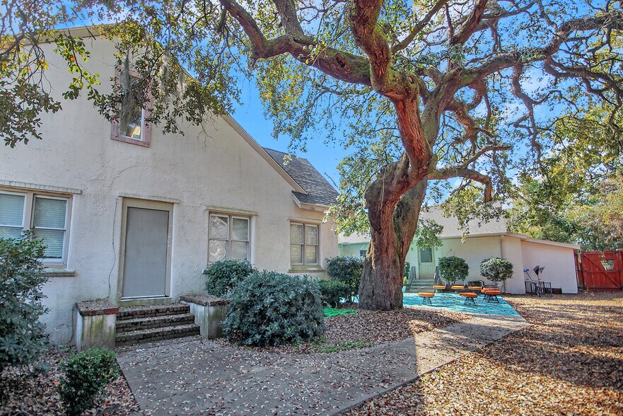 4951 Jenkins Ave, North Charleston, SC à louer - Photo principale – Image 2 sur 22